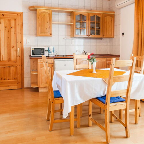 2-Room Family Air Conditioned Apartment for 4 Persons