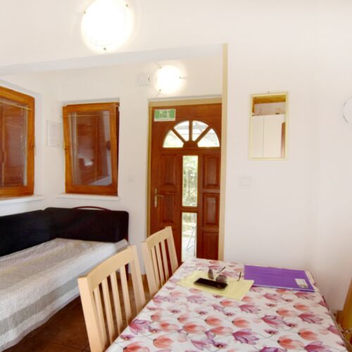 Földszinti teraszos 3 fős üdülőház