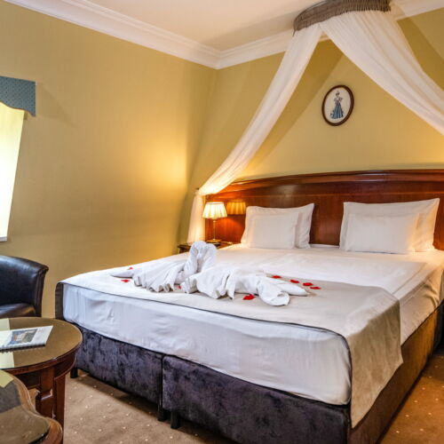 Camera twin standard romantică