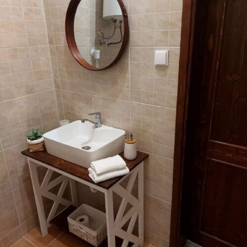 Domek drewniany 3-osobowy parterowy pokój od strony basenu