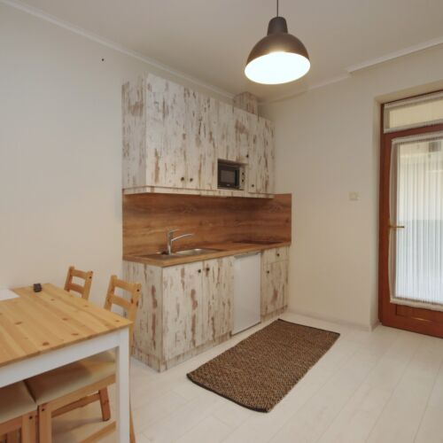 Apartament cu vedere spre parc cu 2 camere pentru 4 pers.