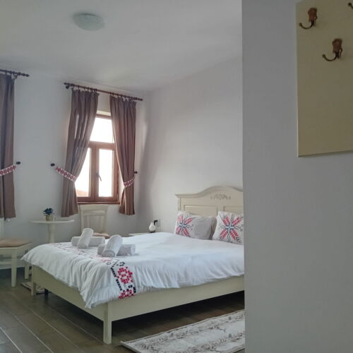 Pokój 2-osobowy  (możliwa dostawka)