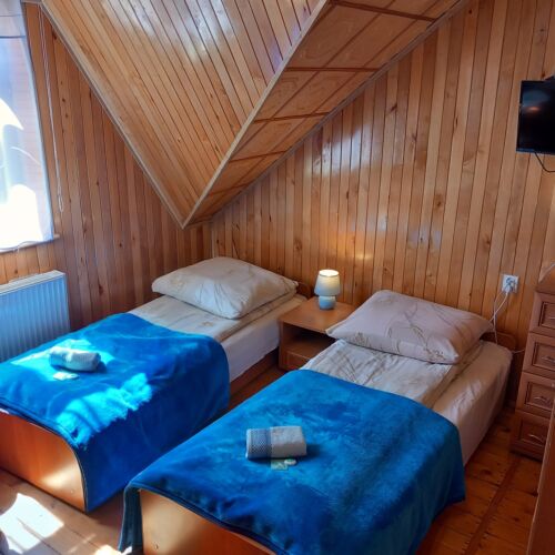 Pokój 4-osobowy z widokiem na góry