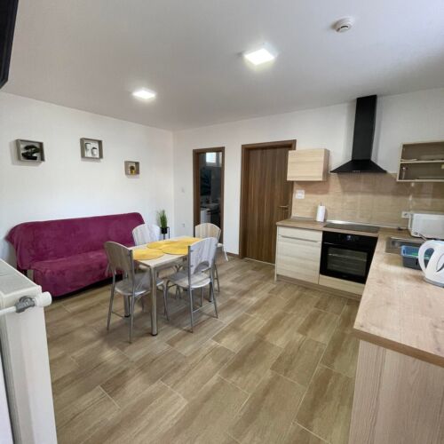 2-Room Air Conditioned Apartment for 4 Persons ensuite