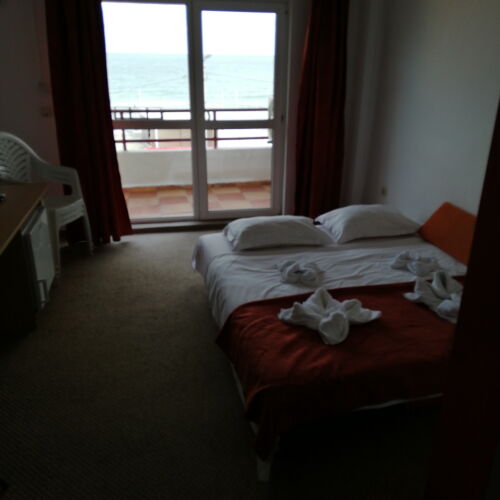 Camera pentru 5 pers.