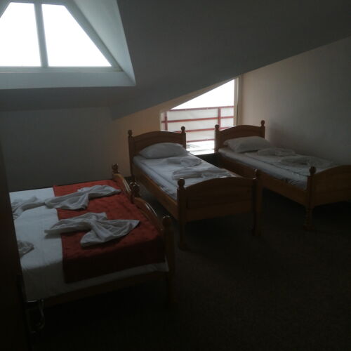 Camera pentru 6 pers.