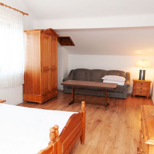 Pokój 3-osobowy z łazienką z widokiem na morze