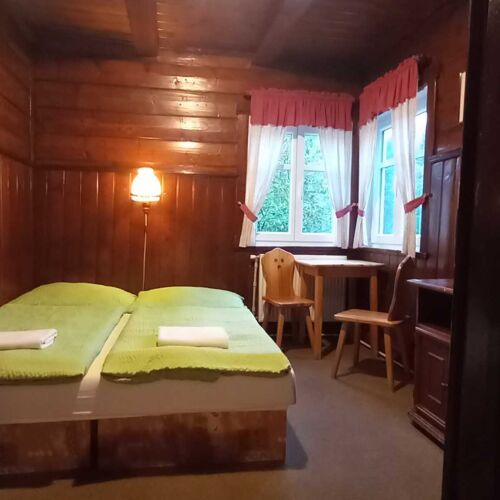 Pokoj se sprchou  pro 2 os.