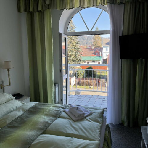 Pokoj se sprchou s klimatizací pro 2 os.