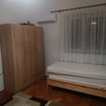 Pokoj s klimatizací  s manželskou postelí (s možností přistýlky)