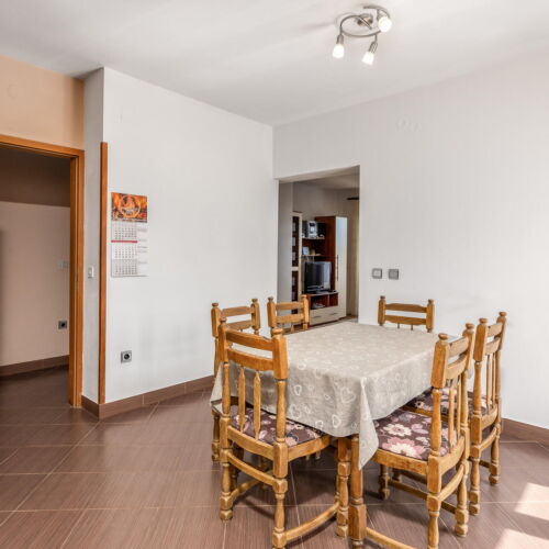 Apartament pentru 6 pers. (se inchirieaza doar integral)