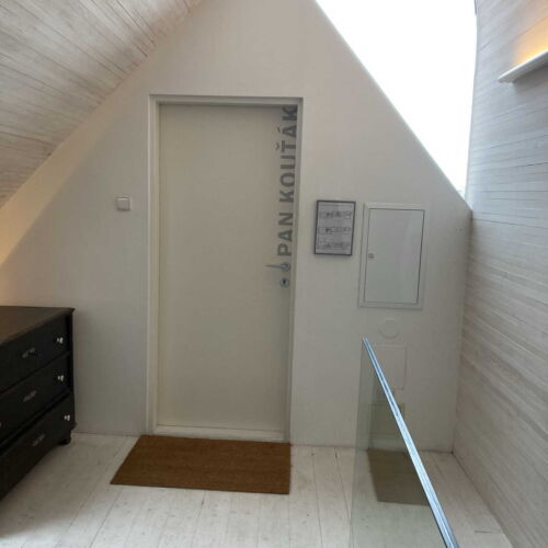 Camera twin cu duș (se poate solicita pat suplimentar)