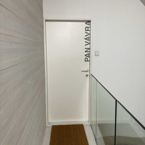 Camera twin cu duș (se poate solicita pat suplimentar)