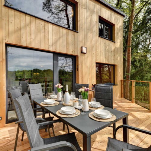 Apartament 4-osobowy z prysznicem z własną kuchnią (możliwa dostawka)