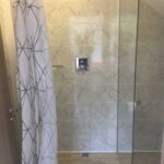 Zuhanyzós légkondicionált háromágyas szoba