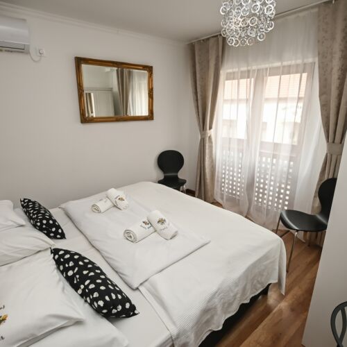 Pokój 2-osobowy Przyjazny dla portfela pokój z prywatną łazienką poza pokojem z klimatyzacją