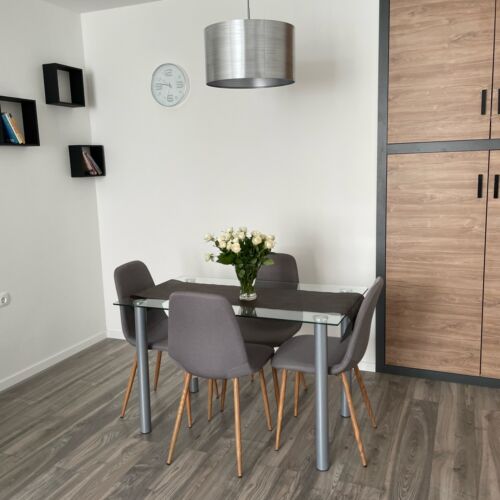 Apartament 4-osobowy Superior z klimatyzacją z 2 pomieszczeniami sypialnianymi