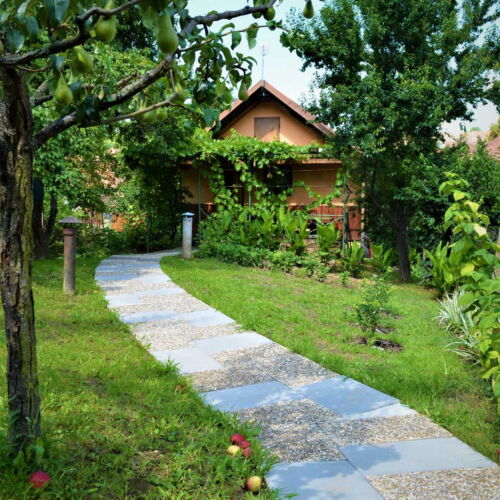 Apartman se sprchou s vlastní kuchyňkou pro 3 os. (s možností přistýlky)