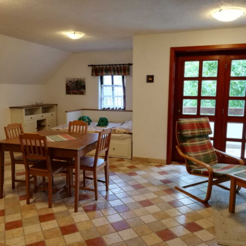 Apartament 4-osobowy z prysznicem z własną kuchnią z 2 pomieszczeniami sypialnianymi