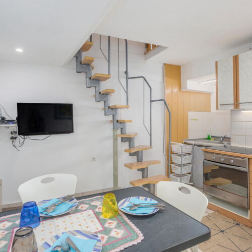 Apartament pentru 3 pers. (se inchirieaza doar integral)