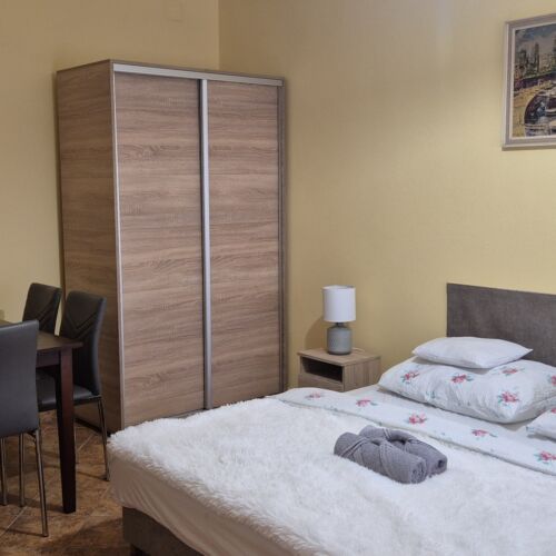 Classic 2-Room Apartment for 4 Persons (extra bed available)