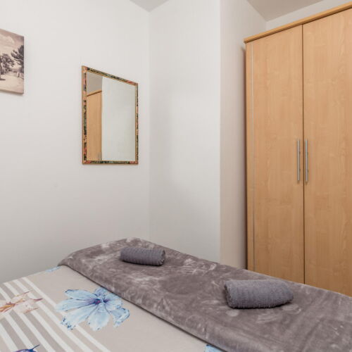 Apartament pentru 4 pers. (se inchirieaza doar integral)