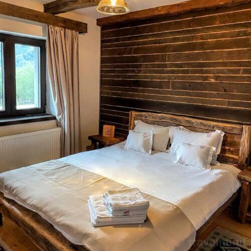 Casă de vacanță cu panoramă pentru 14 pers. (se inchirieaza doar integral)