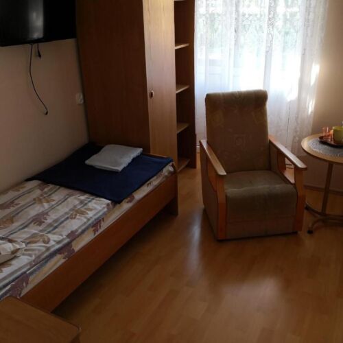 Pokój 1-osobowy na parterze z łazienką