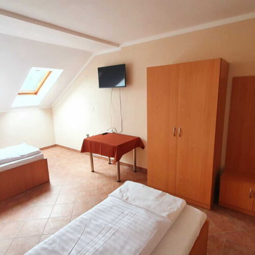2-Room Apartment for 6 Persons with Terrace and Kitchen