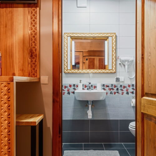 Camera dubla classic cu baie