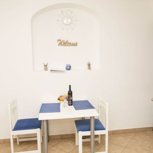 Apartament 2-osobowy z klimatyzacją z tarasem z 1 pomieszczeniem sypialnianym A-18440-a