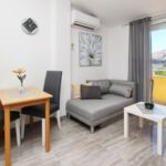Sea View 1-Room Air Conditioned Apartment for 2 Persons A-18716-e