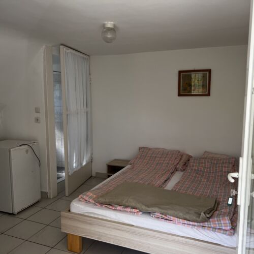 Pokoj s manželskou postelí