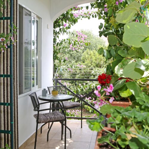 Apartament 2-osobowy z klimatyzacją z balkonem z 1 pomieszczeniem sypialnianym A-18843-a