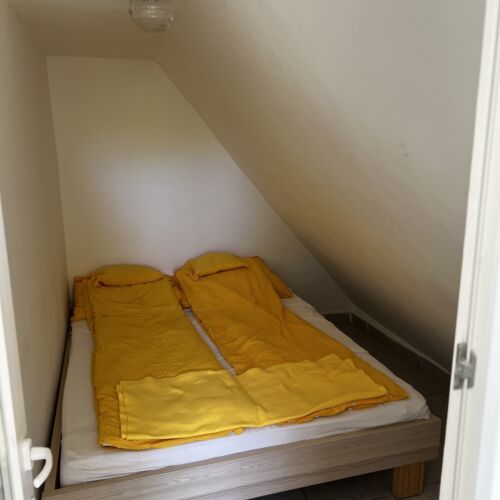 Pokoj s manželskou postelí