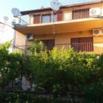 3-Room Air Conditioned Balcony Apartment for 8 Persons A-18959-b