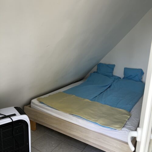 Pokoj s manželskou postelí