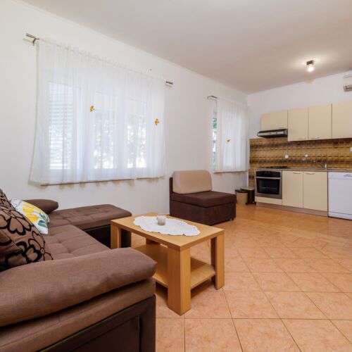 2-Zimmer-Apartment für 4 Personen mit Klimaanlage und Aussicht auf das Meer