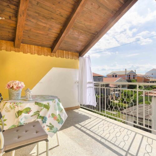 Na katu Klimatiziran apartman za 2 osoba(e) sa 1 spavaće(om) sobe(om)