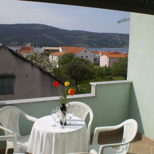 Apartament 4-osobowy z klimatyzacją z widokiem na morze z 2 pomieszczeniami sypialnianymi