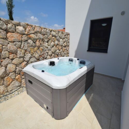 Apartament 3-osobowy z klimatyzacją z tarasem z 1 pomieszczeniem sypialnianym A-19387-a