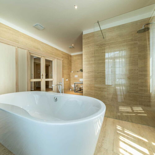 Deluxe Apartman se sprchou pro 2 os.