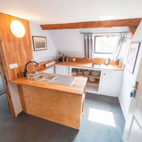 2-Room Apartment for 6 Persons with Shower and Kitchenette