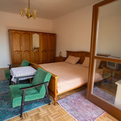Panoramic Family Summer House for 9 Persons