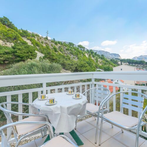 Apartman s klimatizací pro 3 os. se 2 ložnicemi na poschodí