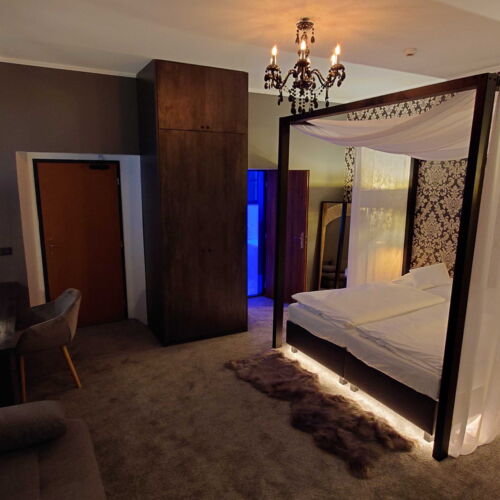 Romantik King Pokoj s manželskou postelí (s možností přistýlky)