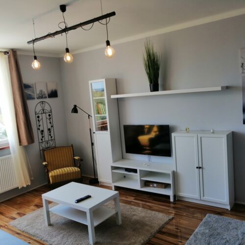 Apartament 3-osobowy na piętrze z widokiem na jezioro