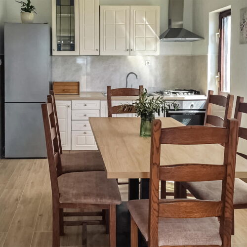 Apartament pentru 6 pers. (se inchirieaza doar integral)