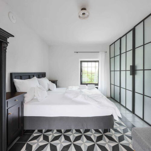 Pokój 2-osobowy z prysznicem (możliwa dostawka)