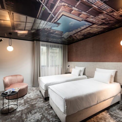 Camera dubla premium